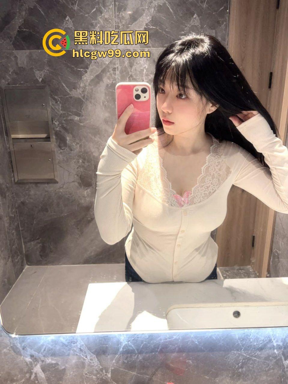 湖南外贸职业反差母狗【杨雨欣】偷拍全程记录女生宿舍换衣,床帘内露奶自慰淫荡又刺激! 第4张 湖南外贸职业反差母狗【杨雨欣】偷拍全程记录女生宿舍换衣,床帘内露奶自慰淫荡又刺激! 第4张