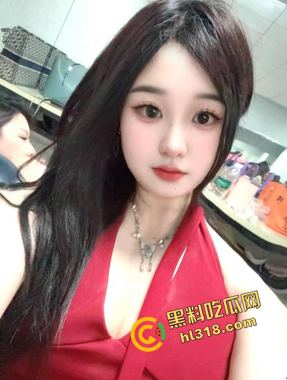 酒吧约了个反差小嫩妹,刚坐上穴口嫩得像热豆腐,开房一躺下就要大鸡鸡,一边肏瘫一边夹喊哥哥别再插了! 第1张 酒吧约了个反差小嫩妹,刚坐上穴口嫩得像热豆腐,开房一躺下就要大鸡鸡,一边肏瘫一边夹喊哥哥别再插了! 第1张