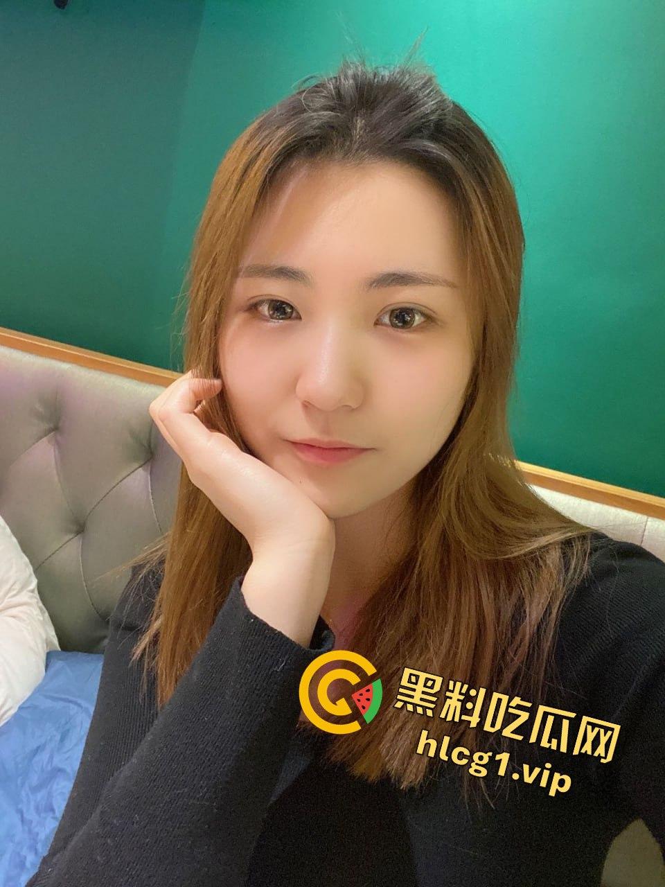 99年宁夏传媒学院美少女李婷啪啪自拍流出!大波嫩妹口活女上,反差婊的极致享受! 第7张 99年宁夏传媒学院美少女李婷啪啪自拍流出!大波嫩妹口活女上,反差婊的极致享受! 第7张