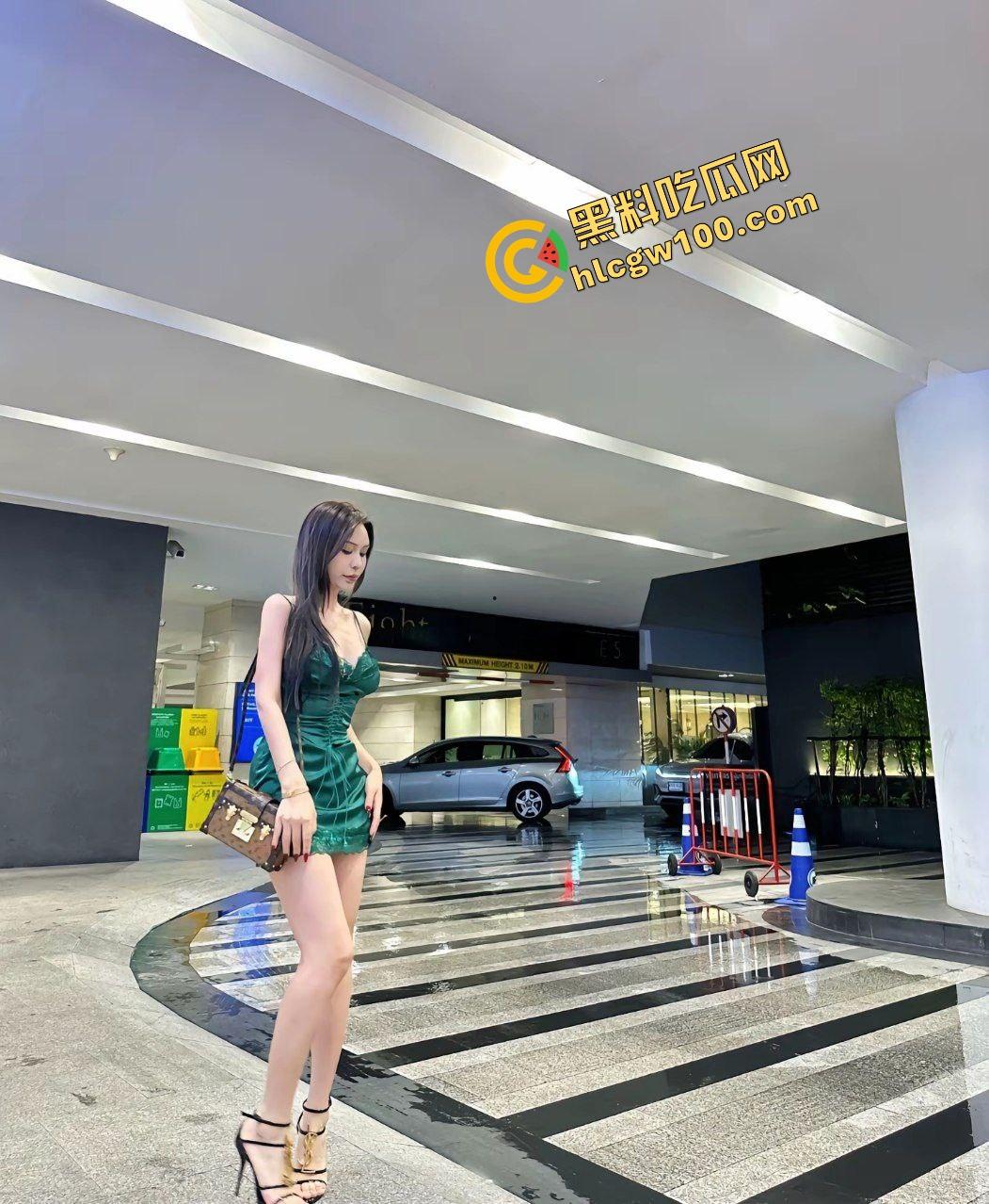 云南曲靖卖淫女骚鸡『冯婉玉』超模出身的顶级炮架 包臀裙深喉口交!爆插骚逼淫叫娇喘!独家原创流出! 第4张 云南曲靖卖淫女骚鸡『冯婉玉』超模出身的顶级炮架 包臀裙深喉口交!爆插骚逼淫叫娇喘!独家原创流出! 第4张