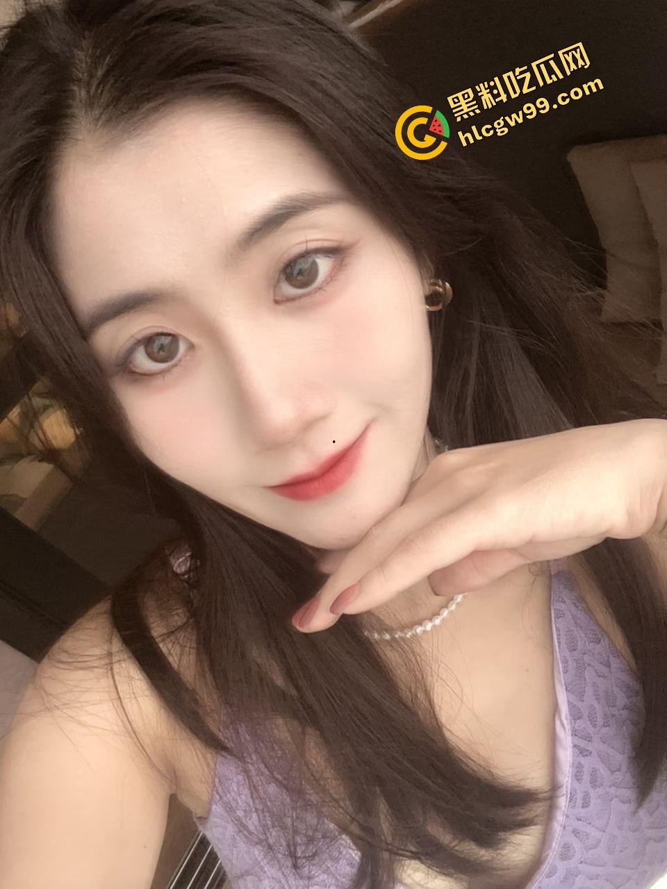 单男社交软件网聊年轻少妇『周芳茹』婚后约会出轨弟弟,散步至酒店全裸口交上位抱操!独家曝光流出! 第2张 单男社交软件网聊年轻少妇『周芳茹』婚后约会出轨弟弟,散步至酒店全裸口交上位抱操!独家曝光流出! 第2张