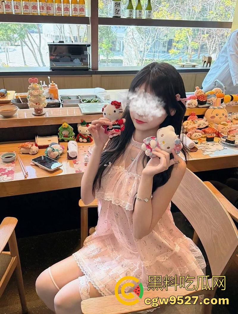 超性感百变萝莉少女,肌肤白嫩身材纤细修长,可御姐可萝莉极度反差,自拍裸露视频勾引大哥! 第5张 超性感百变萝莉少女,肌肤白嫩身材纤细修长,可御姐可萝莉极度反差,自拍裸露视频勾引大哥! 第5张