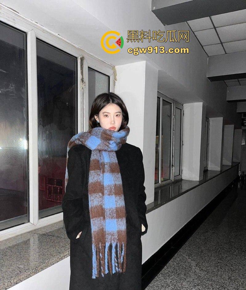 长沙师范学院【王文莹】性爱视频流出，深喉口交狂吸大屌，无套爆操极致享受，骚穴被猛干到淫水四溢！  第2张