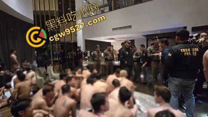 泰国曼谷100多人吸毒淫乱派对现场曝光!大汉赤身露体,互相慰藉,屁眼同时插入两只大屌! 第8张 泰国曼谷100多人吸毒淫乱派对现场曝光!大汉赤身露体,互相慰藉,屁眼同时插入两只大屌! 第8张