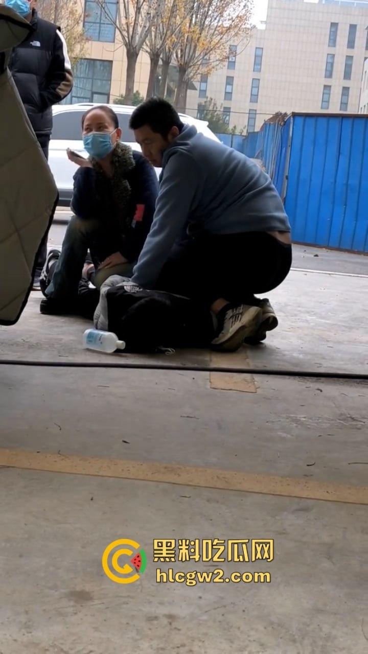 山东淄博小伙偷宝马车被车主发现当街扣押 年纪轻轻就在警局记录在册了 第7张 山东淄博小伙偷宝马车被车主发现当街扣押 年纪轻轻就在警局记录在册了 第7张