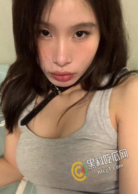 上海艺术学院极品身材 身高175的舞蹈女孩 刘颖 被渣男Pua不成 曝光性爱视频泄愤！  第4张