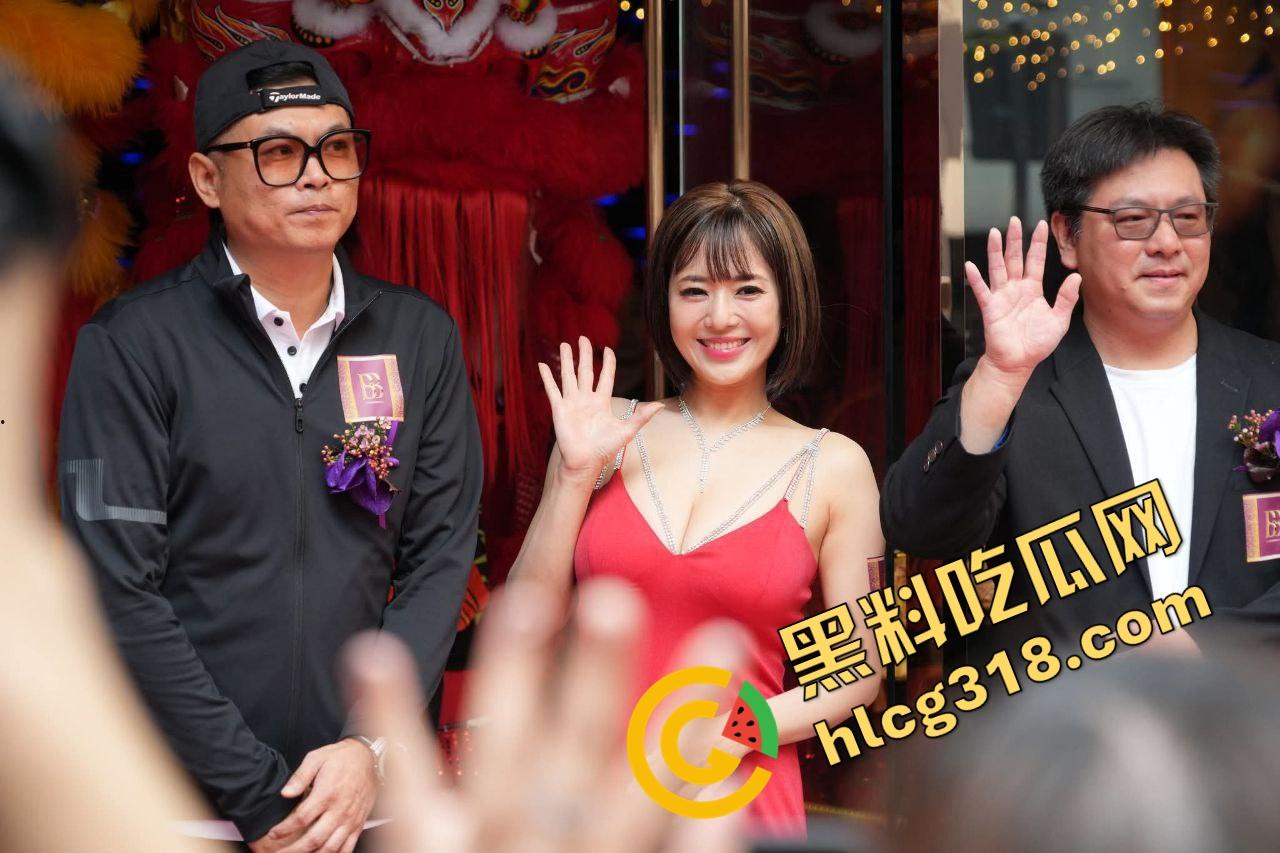 大富豪夜总会回魂复活,苍井空剪彩首日就被扫黄,港男一句话火出圈,童年女神变同场公关? 第13张 大富豪夜总会回魂复活,苍井空剪彩首日就被扫黄,港男一句话火出圈,童年女神变同场公关? 第13张