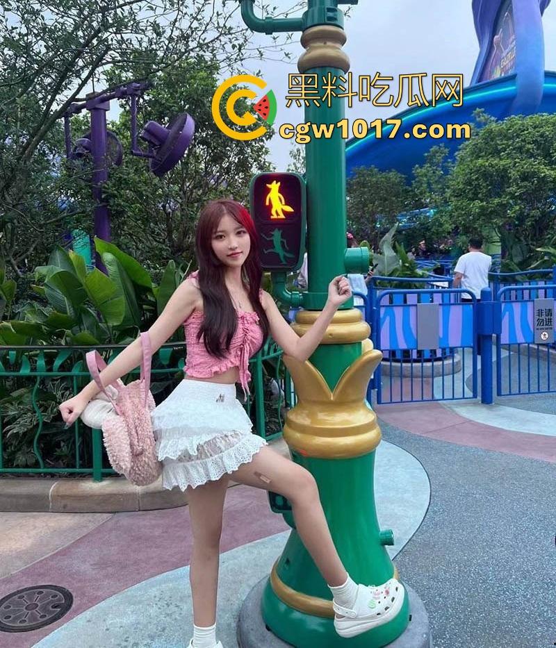 二次元coser少女【刘姿晴】被金主包养调教,清纯coser变淫荡母狗,姿势不停切换,狂操嫩穴叫声勾魂骚浪! 第1张 二次元coser少女【刘姿晴】被金主包养调教,清纯coser变淫荡母狗,姿势不停切换,狂操嫩穴叫声勾魂骚浪! 第1张