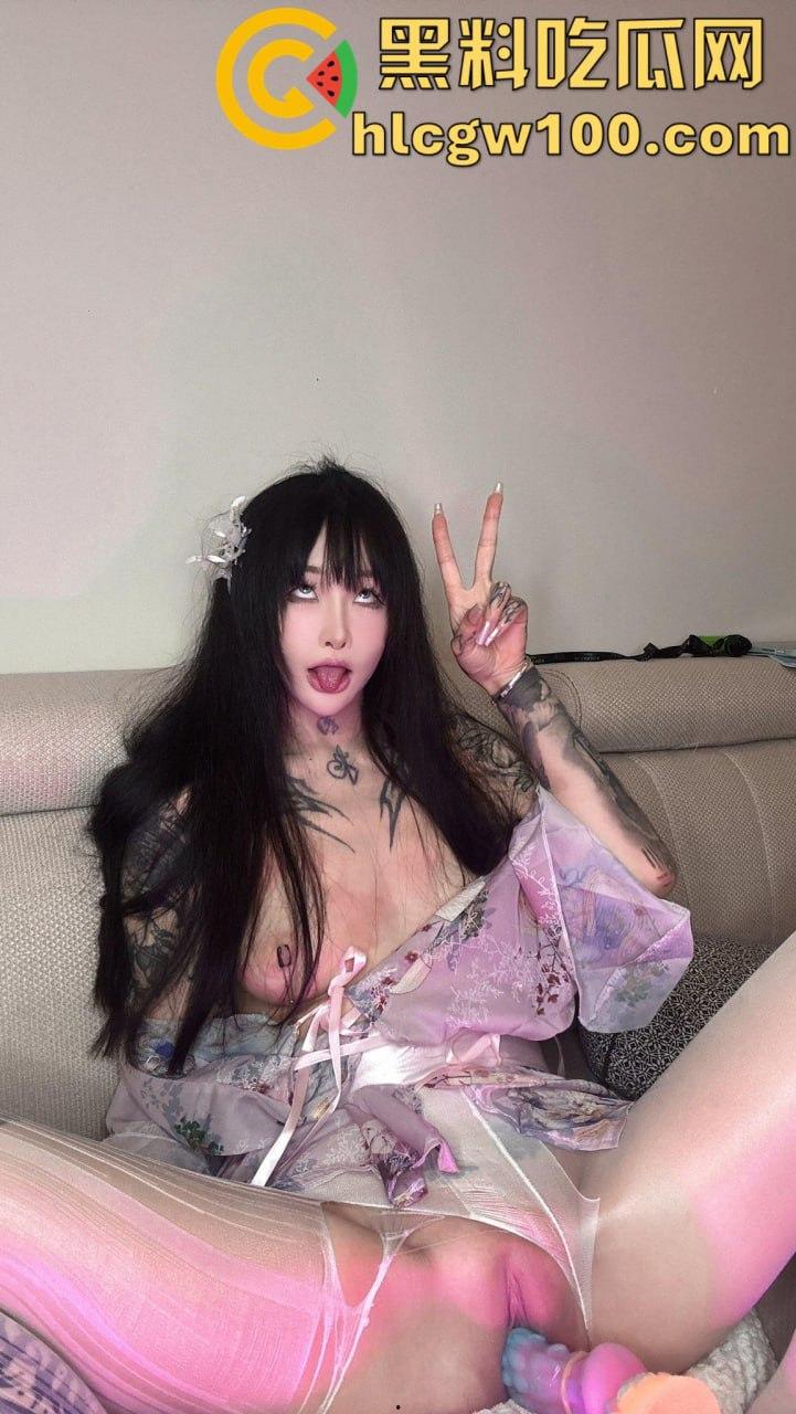 抖音X网黄【九条南无】,白虎骚穴骑脸自慰,倒立扣b三门齐开真是一个人形肉便器! 第25张 抖音X网黄【九条南无】,白虎骚穴骑脸自慰,倒立扣b三门齐开真是一个人形肉便器! 第25张