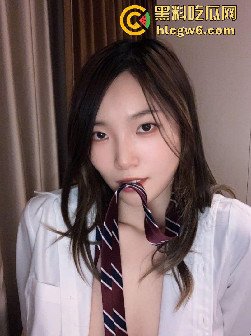 南京中医药大学红发学生妹『 徐思涵』陪金主伴游 白天是摄影师晚上是肉便器 情趣内衣换着花样骚视频流出! 第11张 南京中医药大学红发学生妹『 徐思涵』陪金主伴游 白天是摄影师晚上是肉便器 情趣内衣换着花样骚视频流出! 第11张