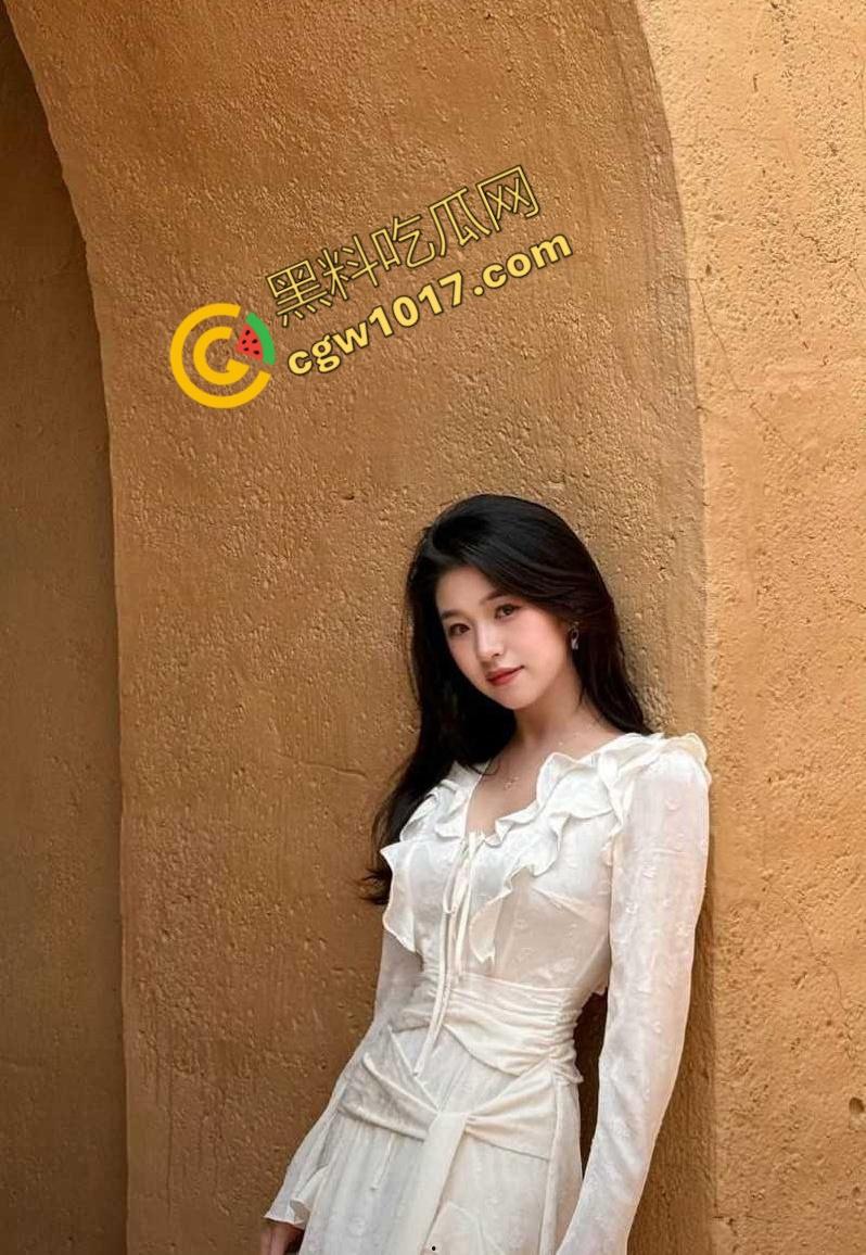 校园女神【王雪柠】翻车!清纯校花淫乱献身网剧圈,成为人尽皆知的饥渴淫娃,火辣娇躯震撼全校 第3张 校园女神【王雪柠】翻车!清纯校花淫乱献身网剧圈,成为人尽皆知的饥渴淫娃,火辣娇躯震撼全校 第3张