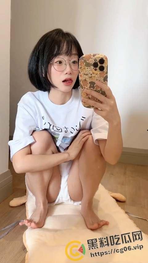 开盒超级烧鸡【王胜利】!盯射女神 阿黑颜大师 风骚反差萝莉 维密圈烧鸡 第5张 开盒超级烧鸡【王胜利】!盯射女神 阿黑颜大师 风骚反差萝莉 维密圈烧鸡 第5张