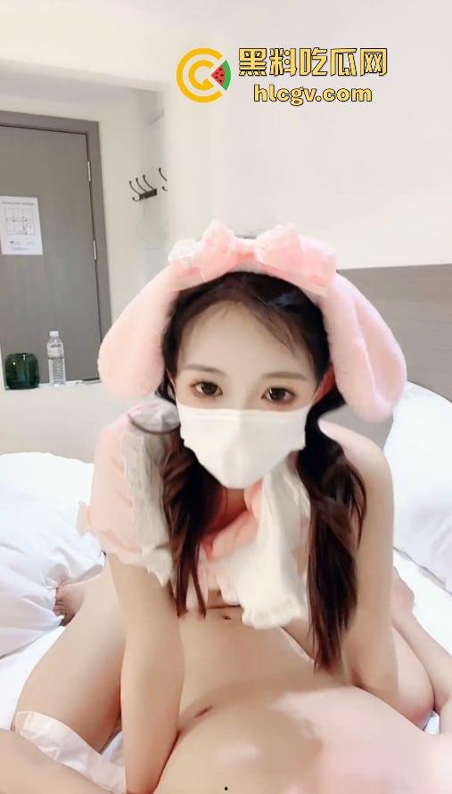 广西清纯厂妹【胡小宁】下海变身母狗!大叔暴操粉穴嫩妹,颜值稚嫩却毫无保留掰腿狂插! 第1张 广西清纯厂妹【胡小宁】下海变身母狗!大叔暴操粉穴嫩妹,颜值稚嫩却毫无保留掰腿狂插! 第1张