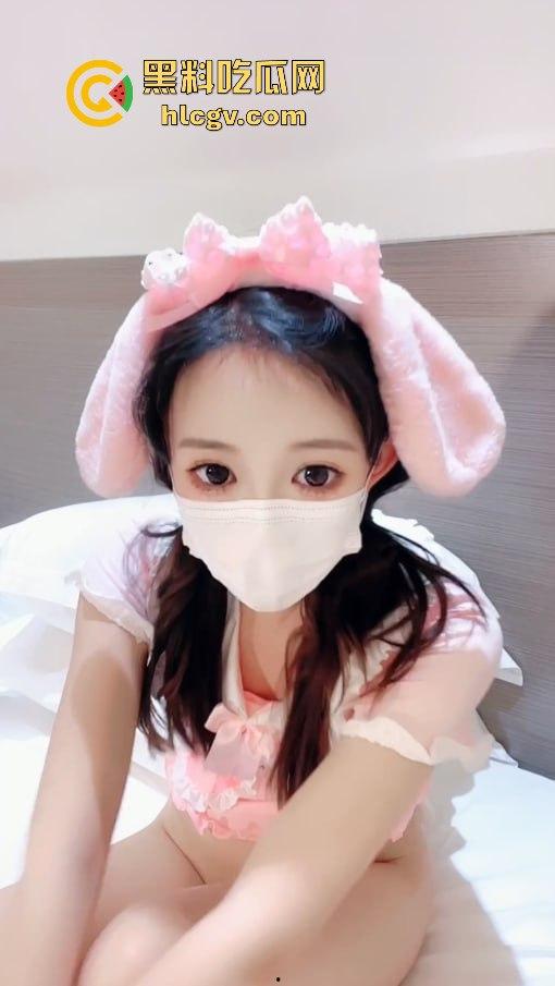 广西清纯厂妹【胡小宁】下海变身母狗!大叔暴操粉穴嫩妹,颜值稚嫩却毫无保留掰腿狂插! 第4张 广西清纯厂妹【胡小宁】下海变身母狗!大叔暴操粉穴嫩妹,颜值稚嫩却毫无保留掰腿狂插! 第4张