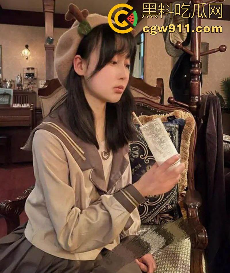 成都商学院极品学姐【吴依】下海园公交车, 赤裸跪姿吞吐肉棒,出租屋内接客多姿势性爱,呻吟不断极致淫骚! 第1张 成都商学院极品学姐【吴依】下海园公交车, 赤裸跪姿吞吐肉棒,出租屋内接客多姿势性爱,呻吟不断极致淫骚! 第1张