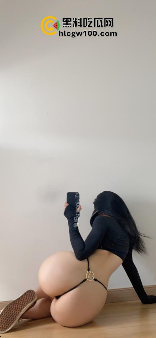 蜜桃臀女神【俏妞qiaoniuTT】微密圈VIP最新私拍流出 来一睹女神另一面 第27张 蜜桃臀女神【俏妞qiaoniuTT】微密圈VIP最新私拍流出 来一睹女神另一面 第27张