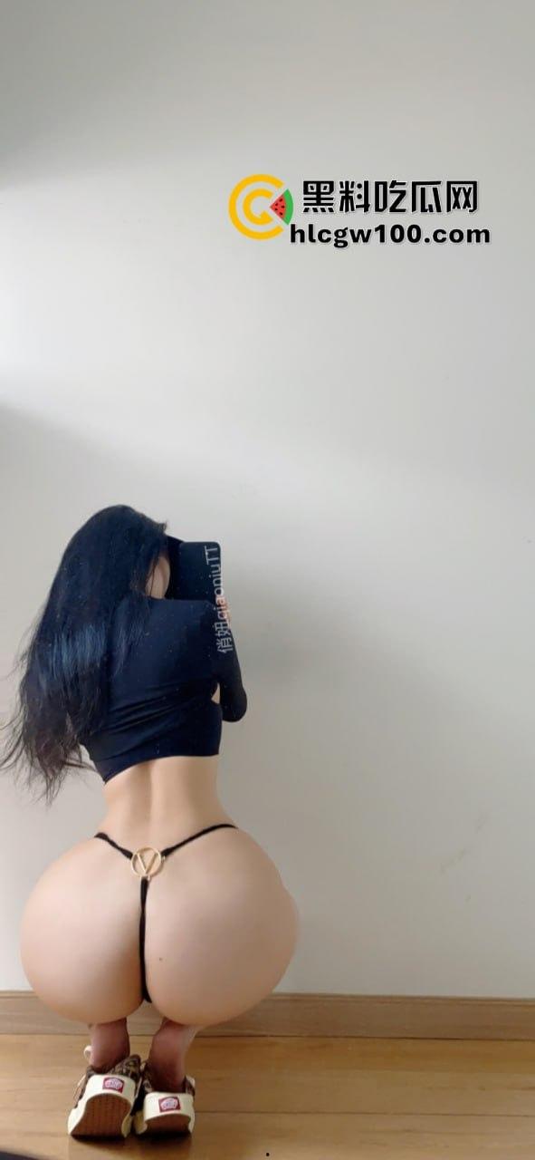 蜜桃臀女神【俏妞qiaoniuTT】微密圈VIP最新私拍流出 来一睹女神另一面 第28张 蜜桃臀女神【俏妞qiaoniuTT】微密圈VIP最新私拍流出 来一睹女神另一面 第28张