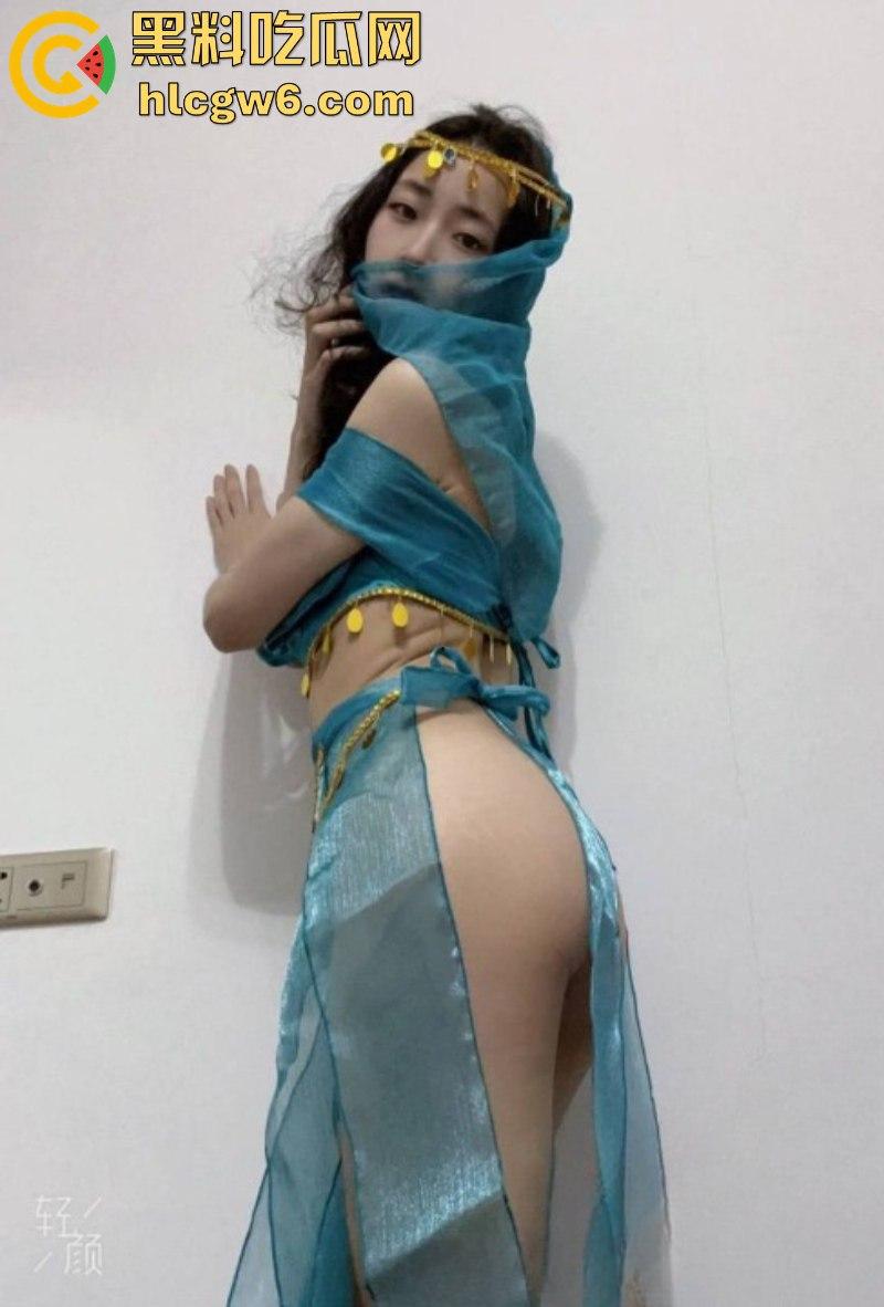 重庆长江师范学院舞蹈生【曹雪灵】自拍发骚视频被男友曝光!酒店镜前展示苗条身材和完美马甲线! 第2张 重庆长江师范学院舞蹈生【曹雪灵】自拍发骚视频被男友曝光!酒店镜前展示苗条身材和完美马甲线! 第2张