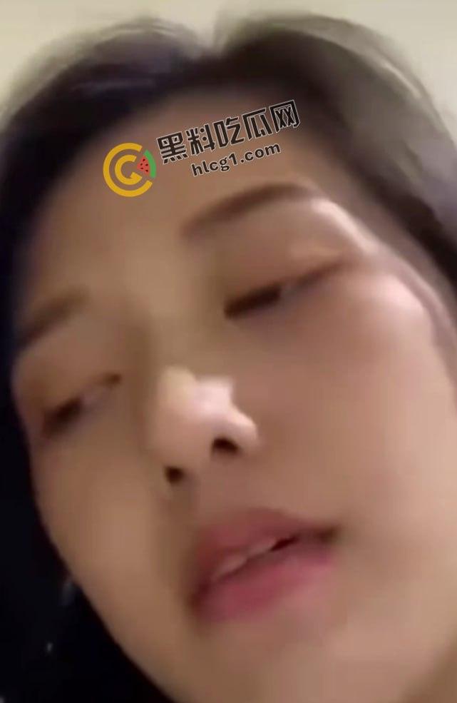 京爷豪掷30万买小米SU7 只为操极品长腿辣妹人妻女销售 无套内射视频曝光! 第8张 京爷豪掷30万买小米SU7 只为操极品长腿辣妹人妻女销售 无套内射视频曝光! 第8张