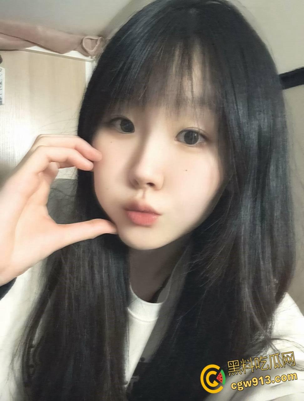 浙江湖州师范学院【王欣桐】,表面清纯私下受虐母狗,主动献身给网恋男友,娇小身材被抱在身上猛操 ! 第1张 浙江湖州师范学院【王欣桐】,表面清纯私下受虐母狗,主动献身给网恋男友,娇小身材被抱在身上猛操 ! 第1张