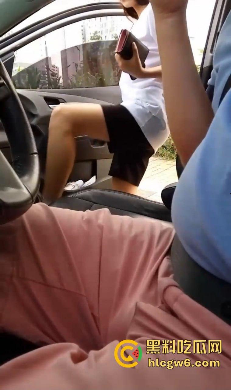 润到韩国钓上极品韩国少女,土豪带妹子乡间小道停车,直接在车里吹箫被口爆,这骚操作真是会来事! 第5张 润到韩国钓上极品韩国少女,土豪带妹子乡间小道停车,直接在车里吹箫被口爆,这骚操作真是会来事! 第5张