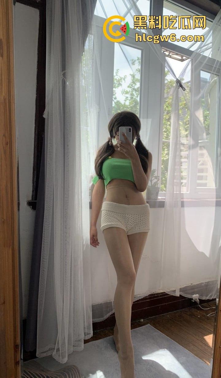 润到韩国钓上极品韩国少女,土豪带妹子乡间小道停车,直接在车里吹箫被口爆,这骚操作真是会来事! 第9张 润到韩国钓上极品韩国少女,土豪带妹子乡间小道停车,直接在车里吹箫被口爆,这骚操作真是会来事! 第9张