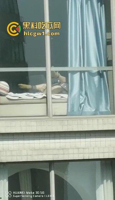 瓜友用华为手机偷拍邻居女孩看毛片自嗨!真TM清晰,以后干这事还是把窗帘拉上!这波偷拍真遥遥领先! 第1张 瓜友用华为手机偷拍邻居女孩看毛片自嗨!真TM清晰,以后干这事还是把窗帘拉上!这波偷拍真遥遥领先! 第1张