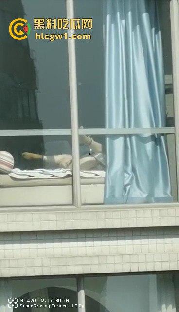 瓜友用华为手机偷拍邻居女孩看毛片自嗨!真TM清晰,以后干这事还是把窗帘拉上!这波偷拍真遥遥领先! 第2张 瓜友用华为手机偷拍邻居女孩看毛片自嗨!真TM清晰,以后干这事还是把窗帘拉上!这波偷拍真遥遥领先! 第2张