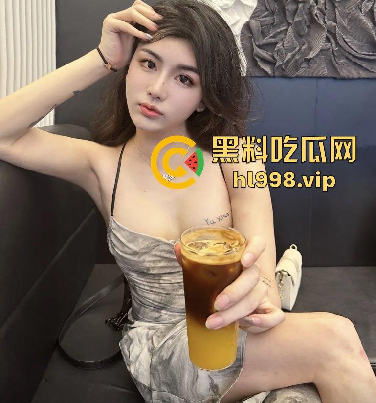 长沙海底捞TS女战神『尤物姜颜』黑料大爆发!推特3P视频被扒,纹身对上实锤,科技大奶原形毕露! 第19张 长沙海底捞TS女战神『尤物姜颜』黑料大爆发!推特3P视频被扒,纹身对上实锤,科技大奶原形毕露! 第19张