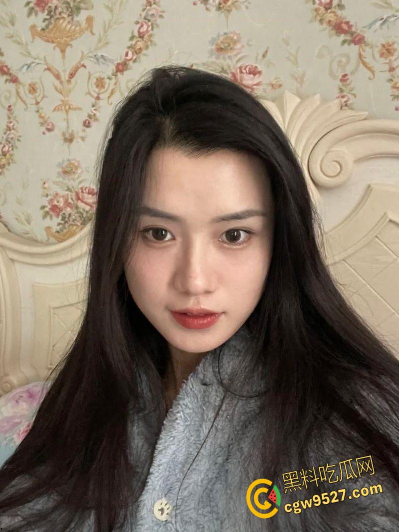 青岛已婚少妇【林昕怡】,酒店调教视频曝光,被金主骑乘口爆,扇臀玩穴调教,场面淫靡不堪 ! 第1张 青岛已婚少妇【林昕怡】,酒店调教视频曝光,被金主骑乘口爆,扇臀玩穴调教,场面淫靡不堪 ! 第1张