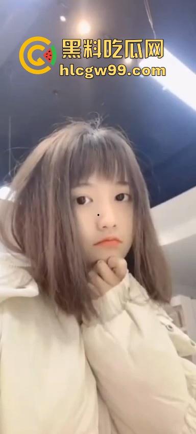 瓜友投稿！又当又立的反差婊【吴亦舒】出来卖还说自己很纯，瓜友怒报性爱视频流出。  第10张