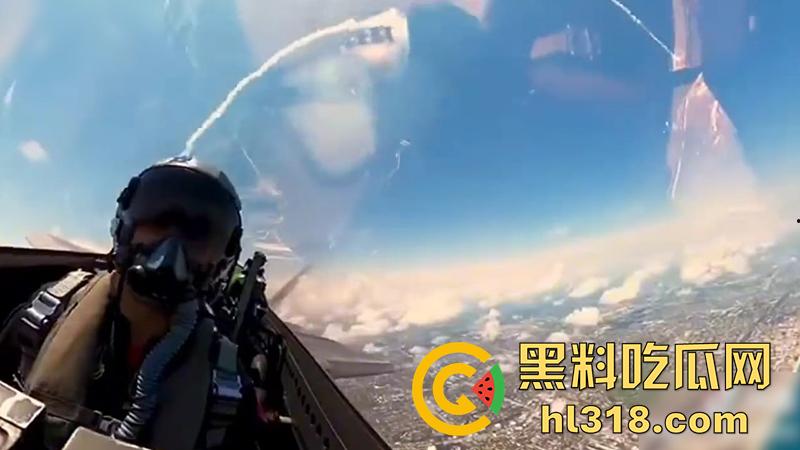 美军女兵【Evelina】，为了吸粉竟然开战斗机，在东京上空放烟花，这要是火了是不是能炸靖国神社了！  第7张