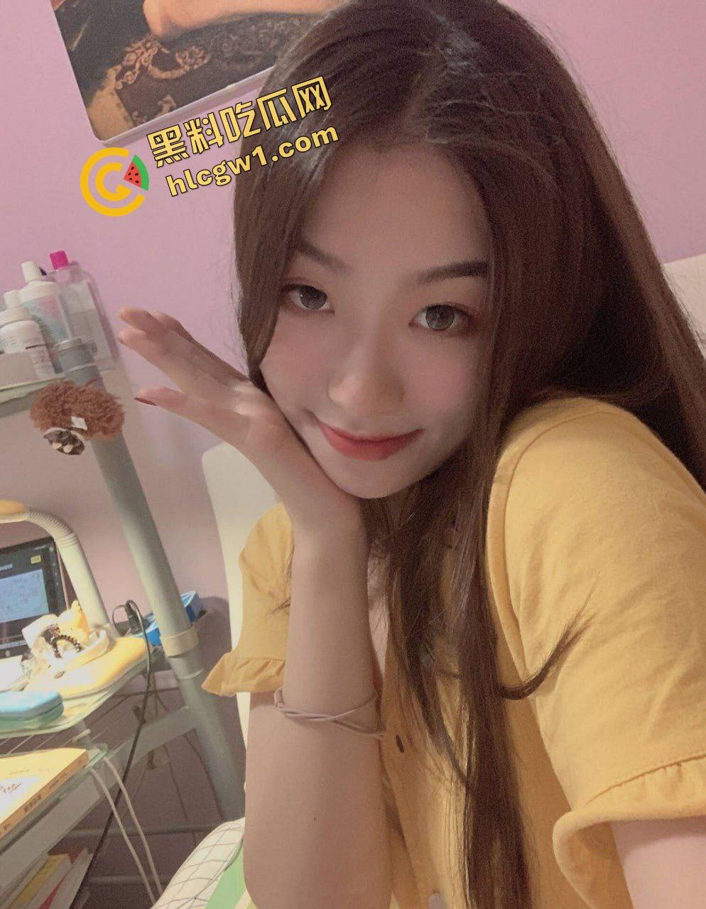 温州医科大学反差女婊子『胡欣悦』毕业投简历给多金大哥 调教成浙江最骚！独家流出！  第3张