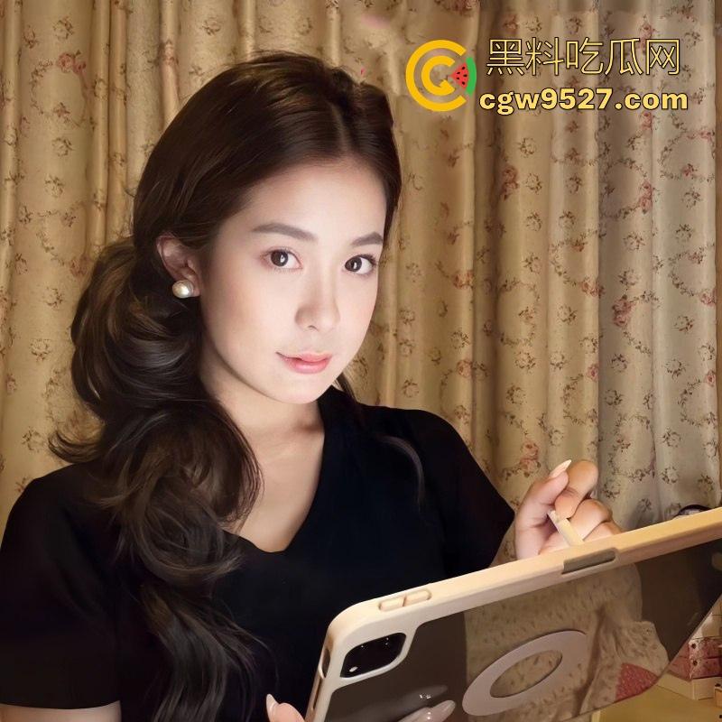 性感女神【蛋堡】约炮金主视频曝光，高颜值反差母狗，性感黑丝挑逗，足交深喉无套内射，反差感十足！  第1张