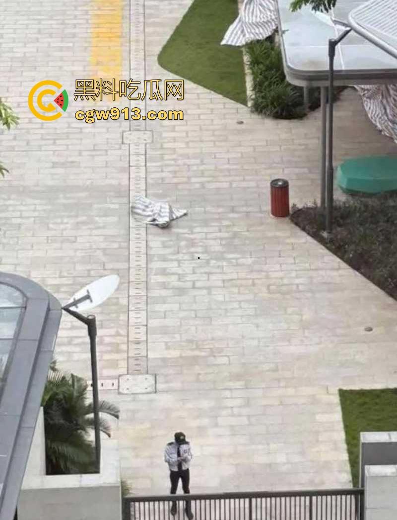 TikTok越南美女网红【AnhThu】直播跳楼,男友出轨打击太大,从高楼一跃而下,活得太累了! 第5张 TikTok越南美女网红【AnhThu】直播跳楼,男友出轨打击太大,从高楼一跃而下,活得太累了! 第5张