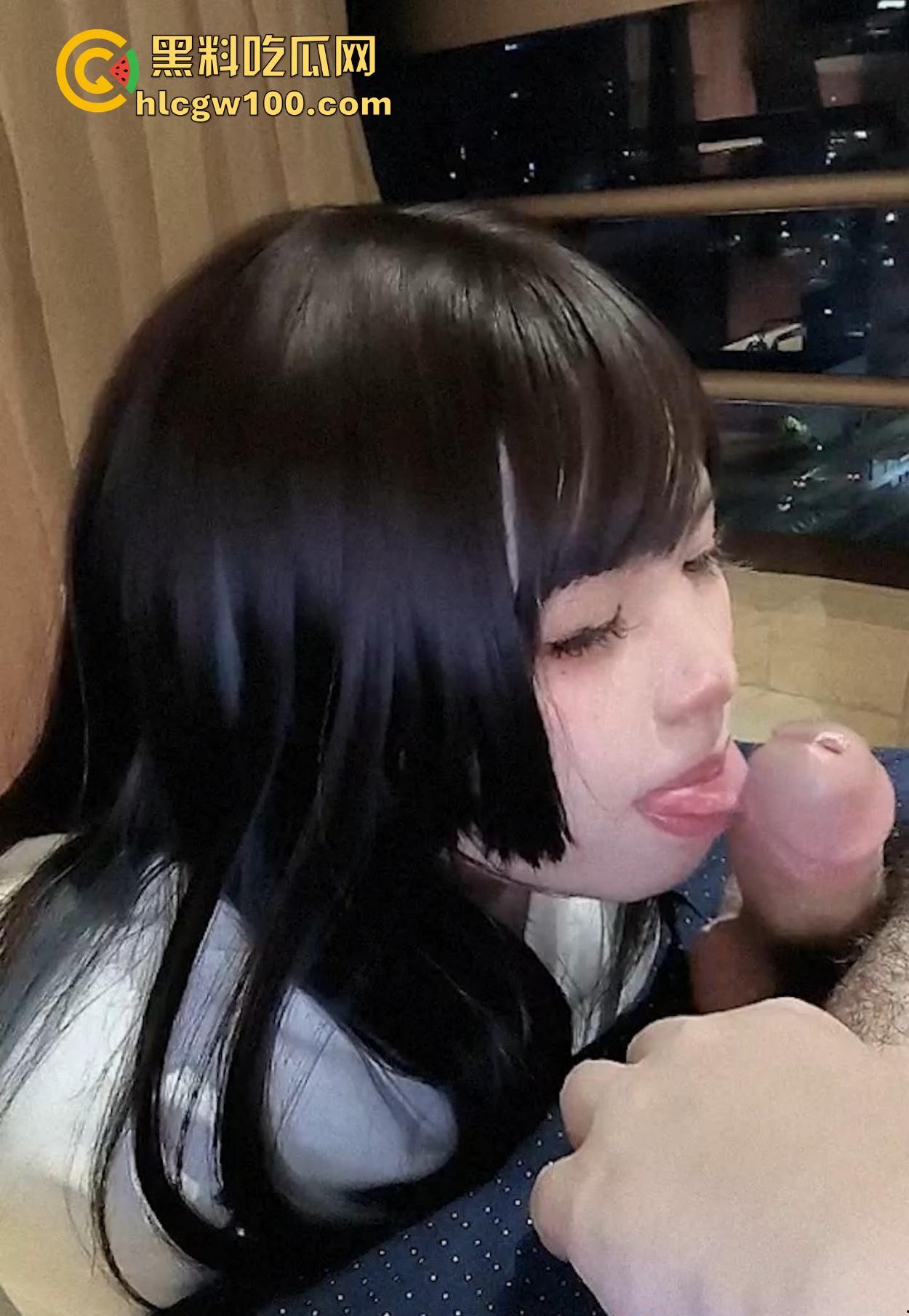 抖音20万粉cos小网红『暗黑水晶铁蛋酱』线下约炮粉丝玩制服吃鸡，各种丝袜轮番上，骚路数堪称行业指南！  第15张