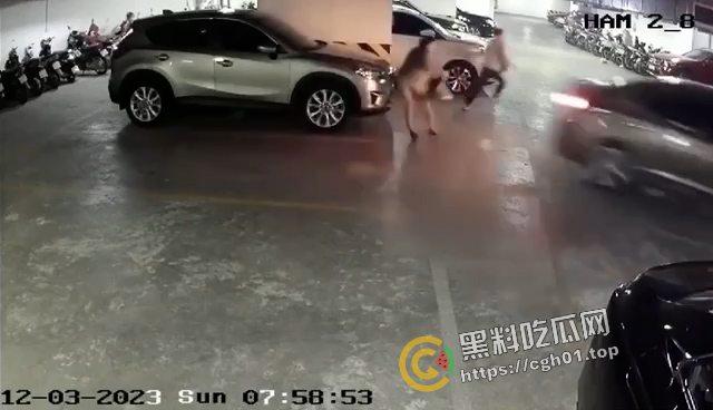 得不到就毁掉！男子直接撞死刚从小三车上下来的妻子  这个才叫真爱 第3张