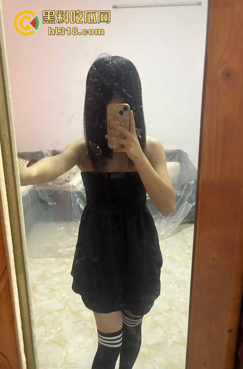 泉州职业学院乖巧学妹【陈爱婷】网调视频被渣男外泄 ，逼脸同框高清自拍，纯情少女沦为黄网贴吧红人！  第3张