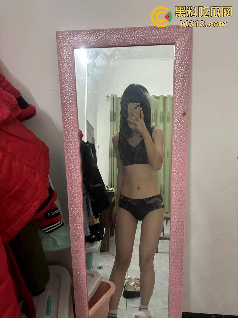 泉州职业学院乖巧学妹【陈爱婷】网调视频被渣男外泄 ，逼脸同框高清自拍，纯情少女沦为黄网贴吧红人！  第4张