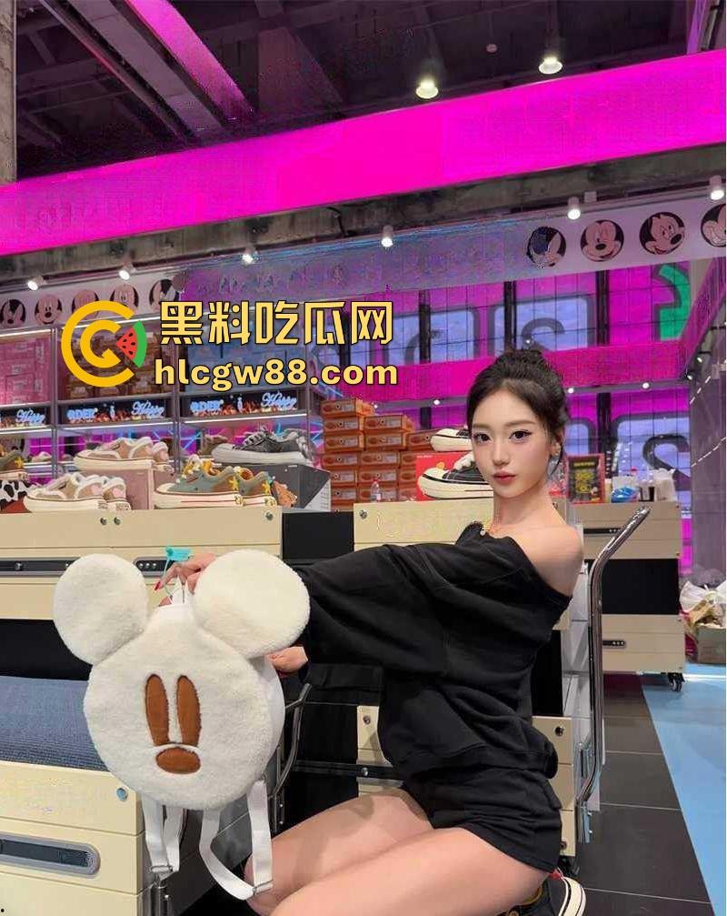 上海交通大学极品女大 张灵溪 沦为调教大神专属母狗 三穴齐开无套爆操调教开发视频曝光！  第3张