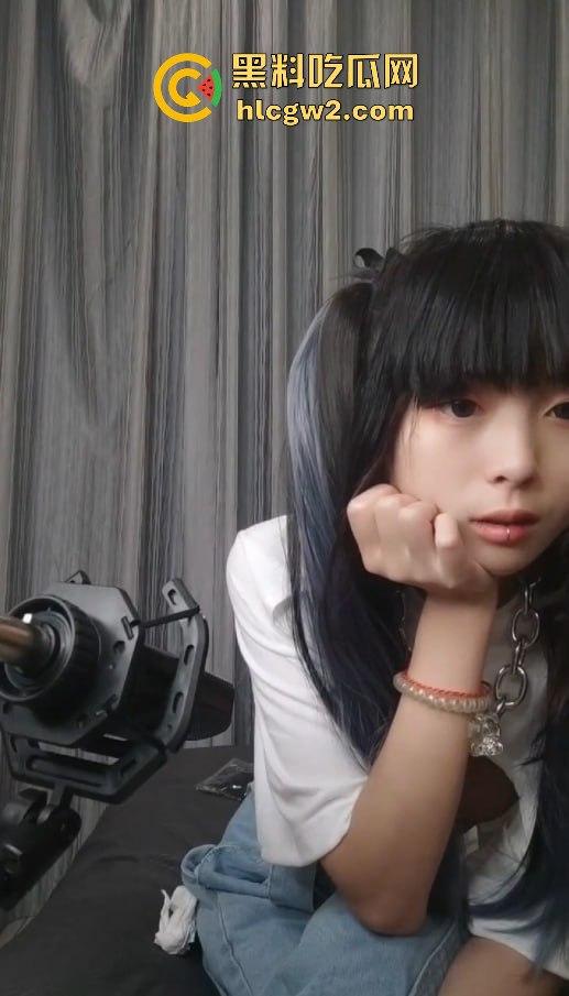 双马尾白虎萝莉『林欣然』大爆发！3P无套渔网大战小穴精液溢出成河，双腿抽搐高潮不断，骚浪姿势全解锁！  第1张