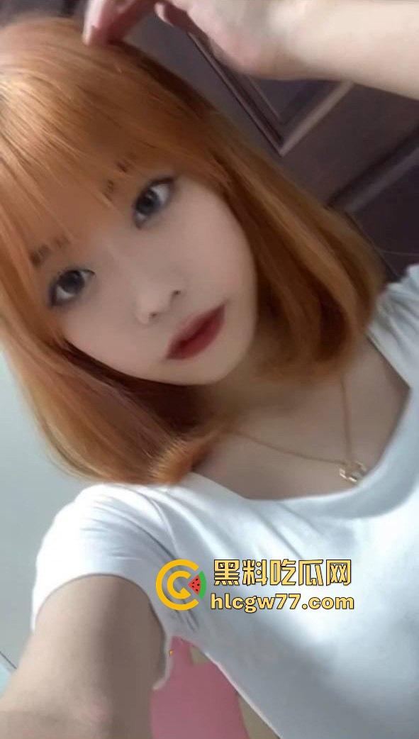 C罩杯短发大奶学生 被金主盯上花高价把她约出来 一顿深喉猛插 学生妹都给弄干呕了 这钱赚的真干净  第4张