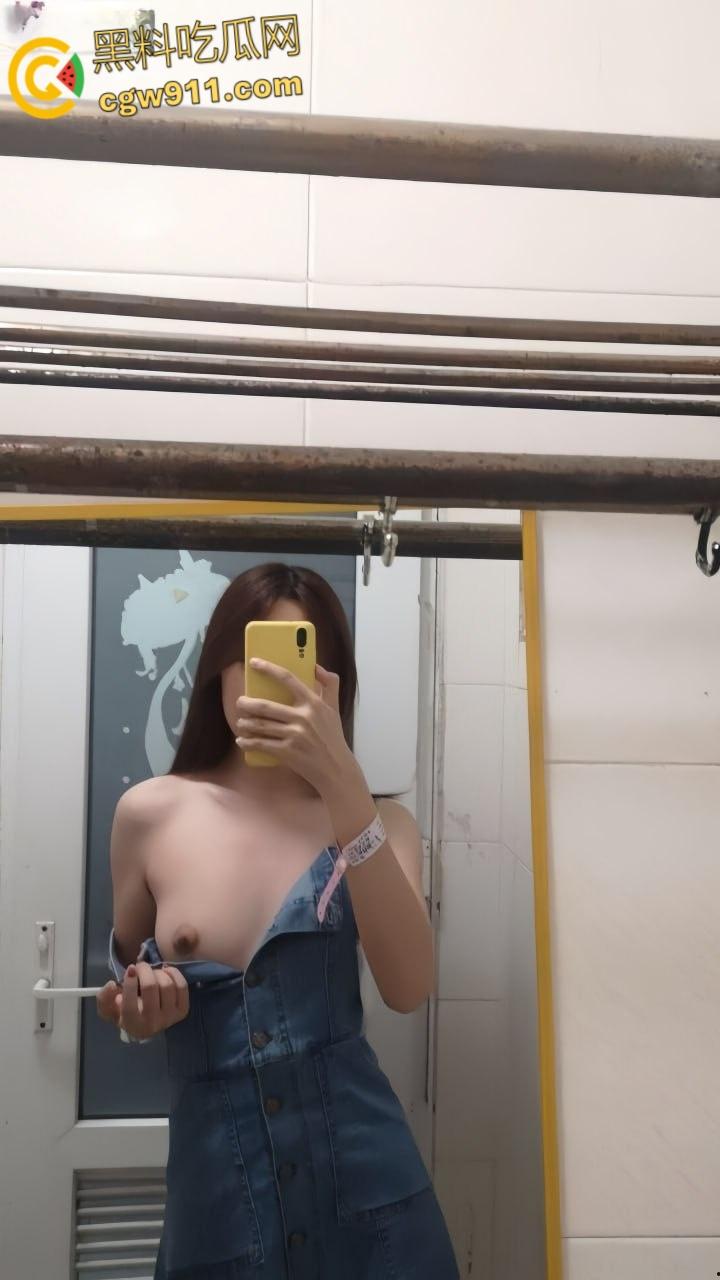 浙江大学嫩妹【宋雅曦】，清纯颜值私下却是爱口交的母狗，白嫩美乳娇小炮机，被男友骑乘疯狂打桩 ！  第3张