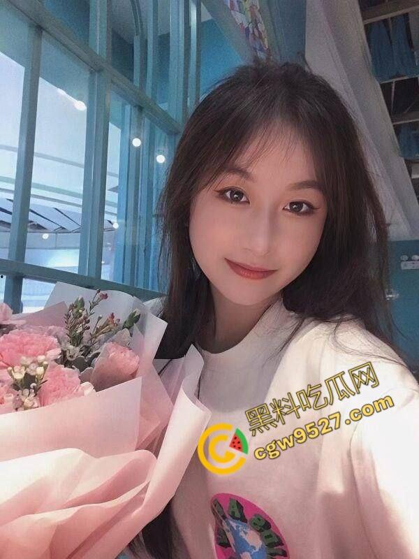 湖南人妻【王春艳】性瘾超强，刚出月子就偷情约炮，孩子一边吃奶，骚穴一边被操，真是淫荡至极  第3张