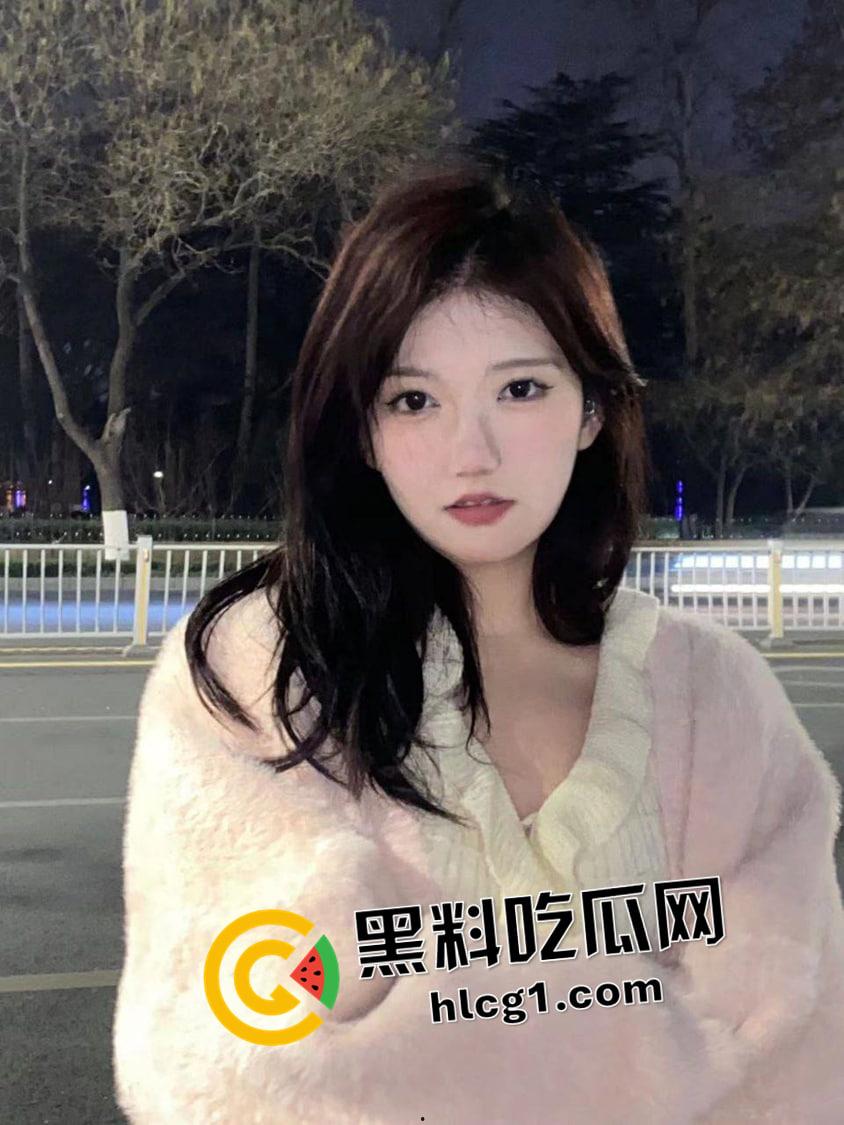 杭州自媒体公司美女主播被潜规则 甜美少女被迫吃鸡吞精 老板视角视频流出  第2张