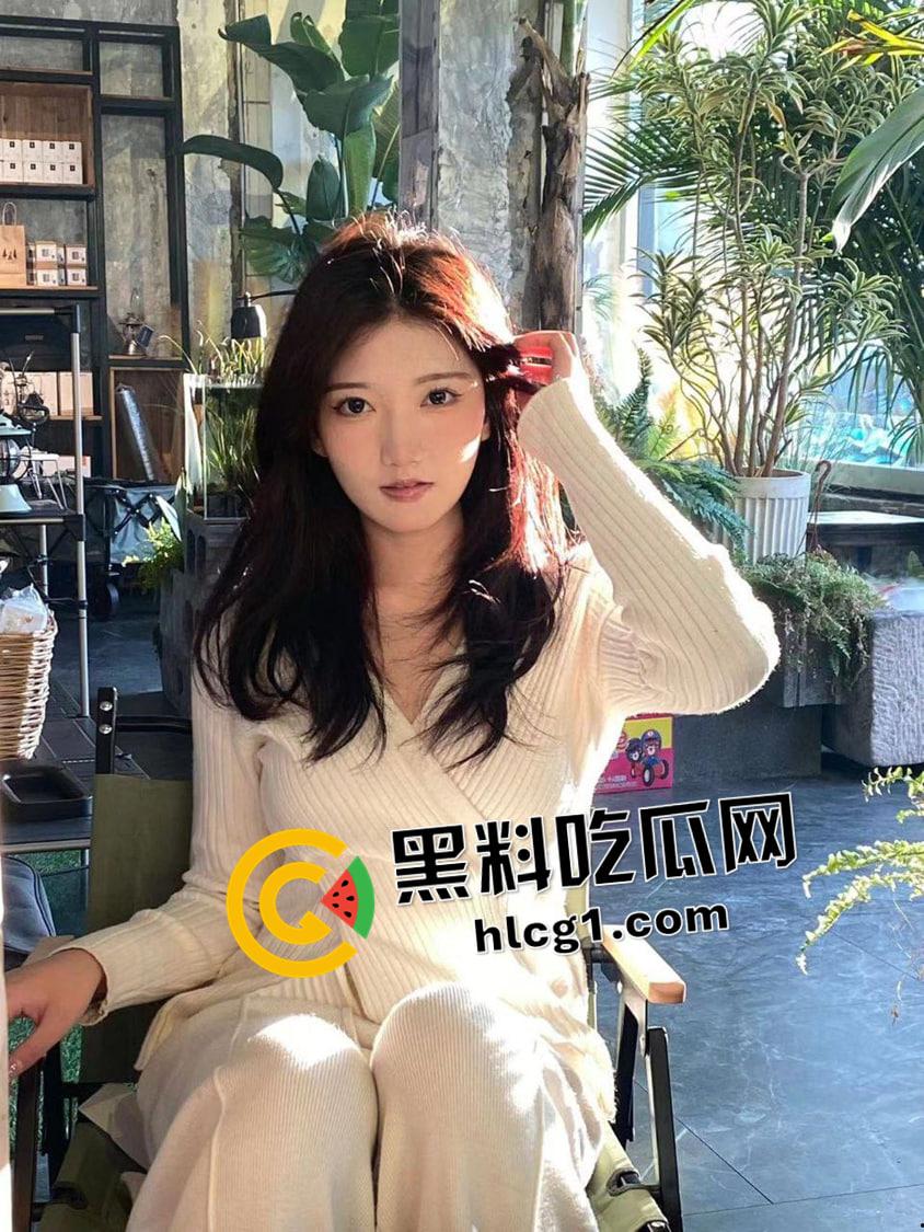 杭州自媒体公司美女主播被潜规则 甜美少女被迫吃鸡吞精 老板视角视频流出  第3张