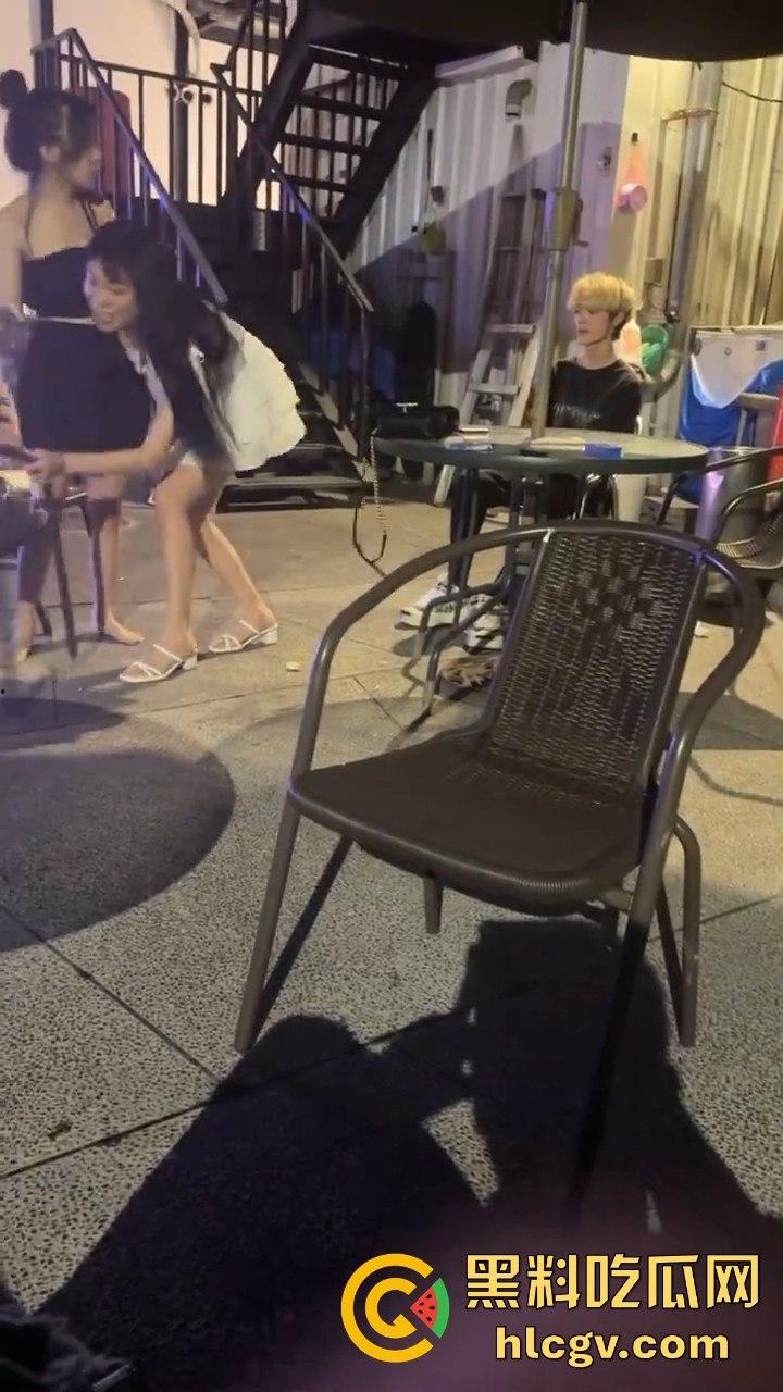 台中妹子与黄毛的爱恨情仇！情深似海，反目成仇的狗血戏码！  第3张