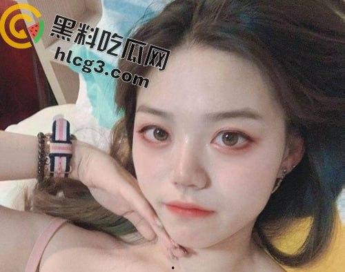 武汉职业技术学院清纯女学生『何颖颖』,JK制服下的肥臀粉穴无套抽插,全程火辣曝光! 第5张 武汉职业技术学院清纯女学生『何颖颖』,JK制服下的肥臀粉穴无套抽插,全程火辣曝光! 第5张