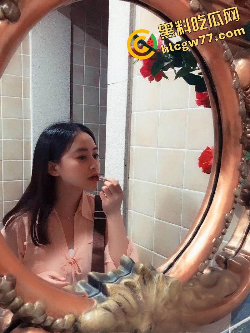 重庆财经学院反差母狗曝光，新疆小骚逼『夏兹热丽』破处后被疯狂口爆颜射，还舔精自拍骚得逆天！  第11张