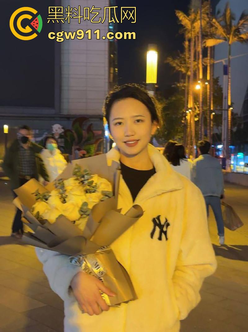 朋友的骚女友【闻玉静】，表面长腿女神，私下性奴母狗，偷偷在朋友手机里，发现骚逼的私拍，这绝对能威胁她一次吧！  第5张